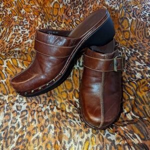 Ecco Leather Clogs